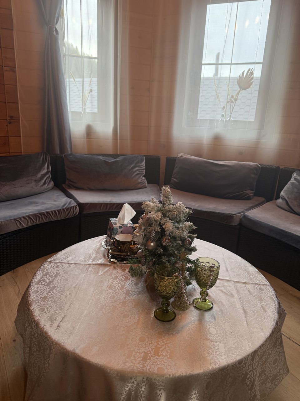 Сьюит (Двухместный номер-студио Делюкс с 1 кроватью), Гостевой дом Элис