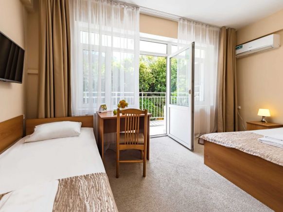 Фотография номера гостиницы Отель Garden Hills