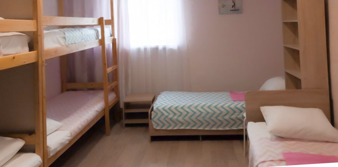 Номер (Кровать в общем 6-местном номере для женщин) хостела Central Town, Сочи