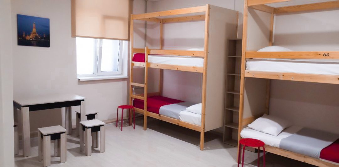 Номер (Спальное место на двухъярусной кровати в общем номере для мужчин) хостела Central Town, Сочи