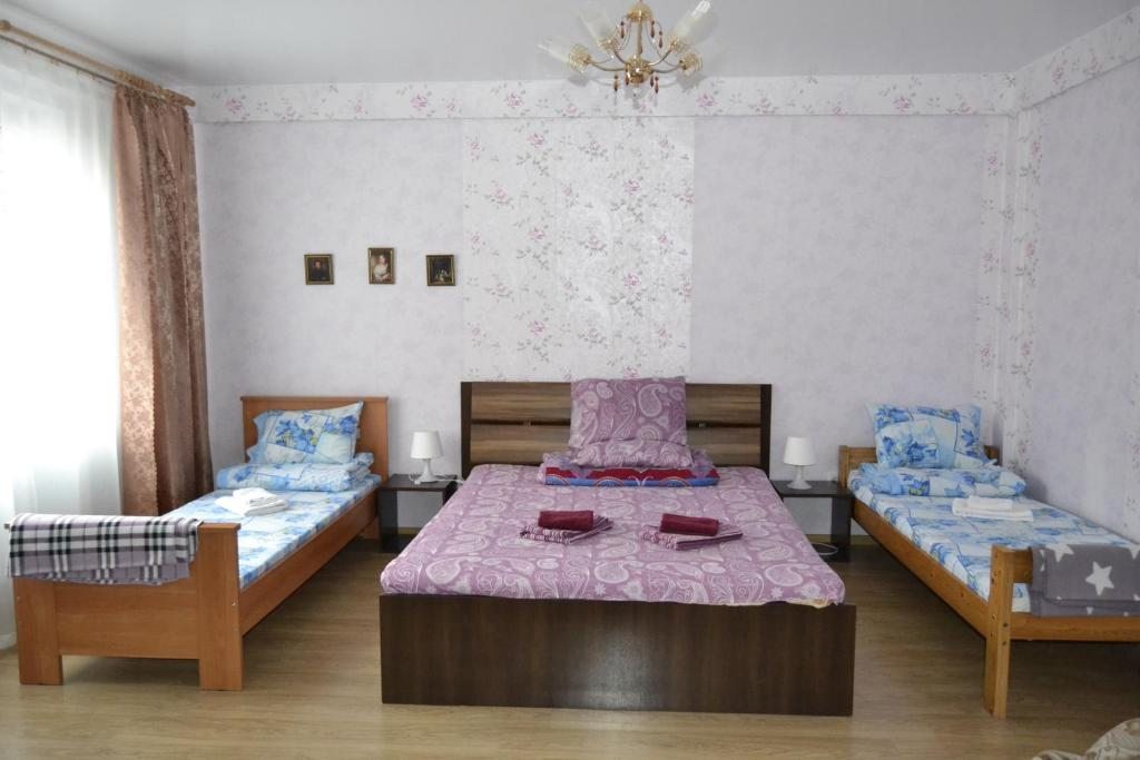 Апартаменты (Апартаменты с балконом) отеля Queen & Apartments, Великий Новгород