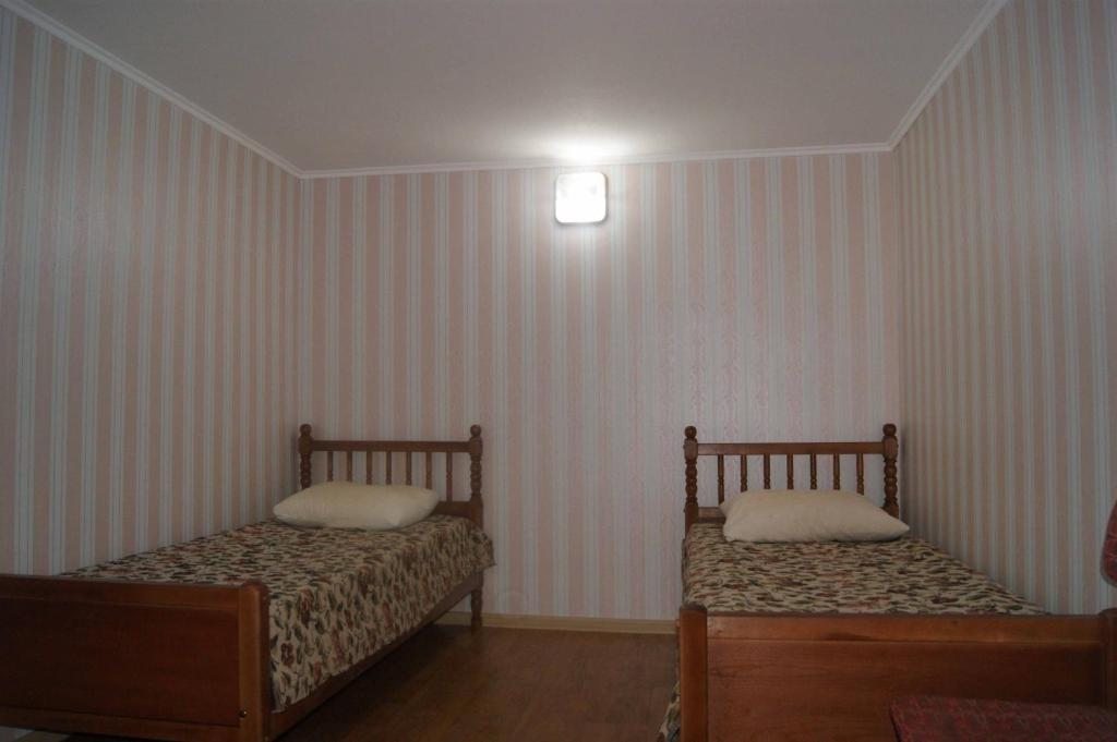 Двухместный (Двухместный номер с 2 отдельными кроватями и видом на горы) гостевого дома Guesthouse Gornyy Vozdukh, Лазаревское