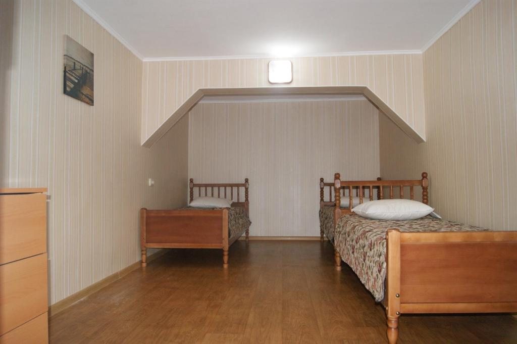 Трехместный (Трехместный номер с видом на горы), Guesthouse Gornyy Vozdukh