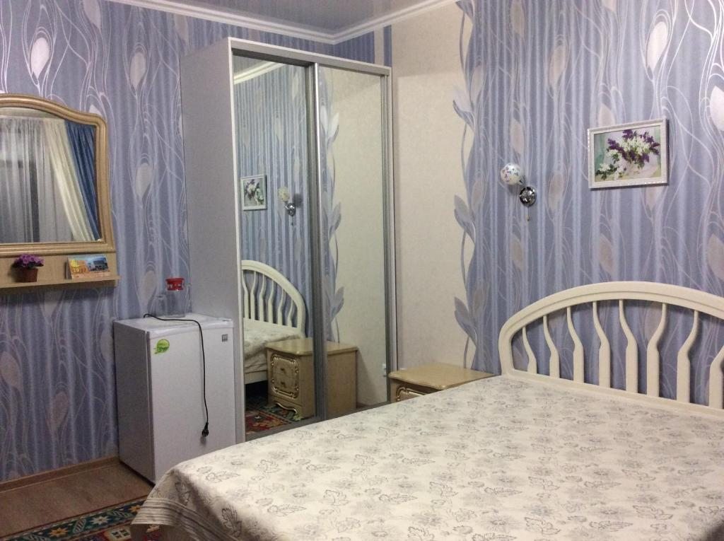 Двухместный (Двухместный номер Делюкс с 1 кроватью и дополнительной кроватью) гостевого дома Вальс на Тормахова, Лазаревское