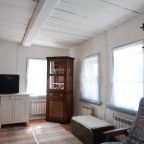 Трёхместный и более (Изба горного мастера), Туристский комплекс Мариинские избы