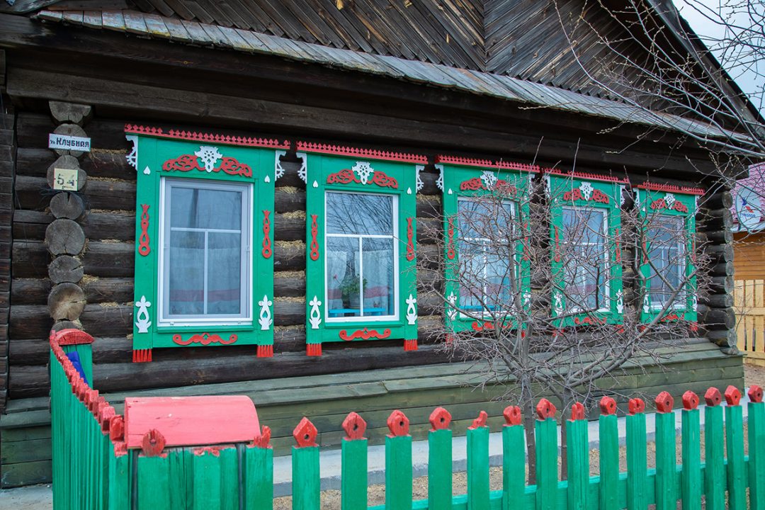 Дом базы отдыха Мариинские избы, Мариинск