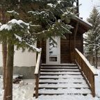 Коттедж (Дом Охотника), Туристский комплекс Мариинские избы