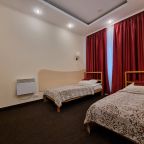 Трёхместный и более (Номер 302), База отдыха Каравелла