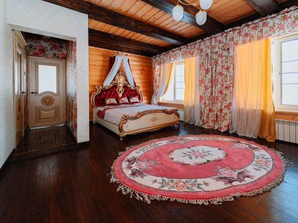 Фотография номера гостевого дома Замок в лесу