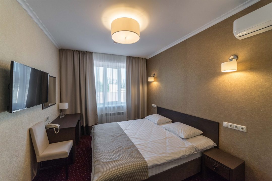 Двухместный (Стандарт с двуспальной кроватью) гостиницы Gryazi, Грязи