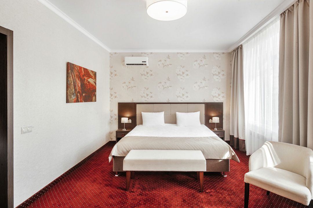 De Luxe (С кроватью King-Size) гостиницы Gryazi, Грязи