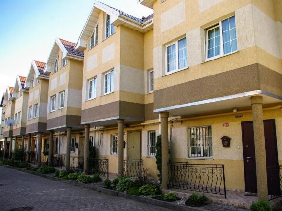 Отель Из дома в дом B&B