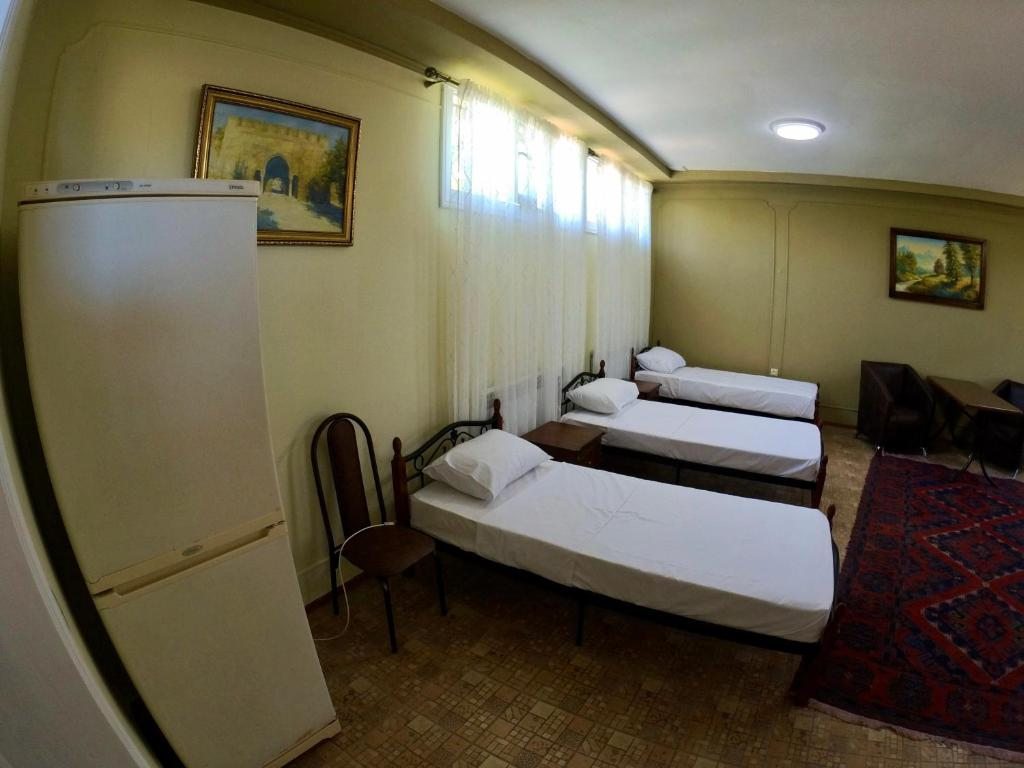 Студио (Стандартный трехместный номер-студио), Вилла Виктория