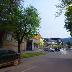 Парковка, Отель Вояж