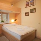 Номер с двухъярусной кроватью, кухней и сан.узлом