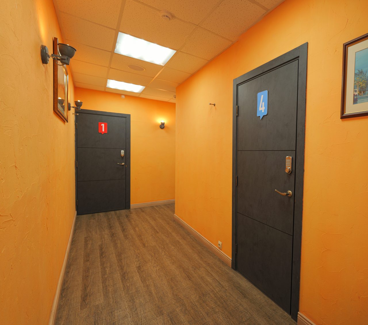 Номер с двухспальной кроватью, кухней и сан.узлом