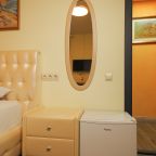 Номер с двухспальной кроватью, кухней и сан.узлом