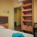 Двухместный (СЕМЕЙНЫЙ НОМЕР  (ЭКОНОМ)), Мини-отель El hostel