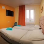 Двухместный (СЕМЕЙНЫЙ НОМЕР  (ЭКОНОМ)), Мини-отель El hostel