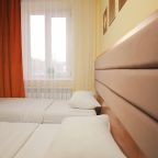 Двухместный (СЕМЕЙНЫЙ НОМЕР  (ЭКОНОМ)), Мини-отель El hostel