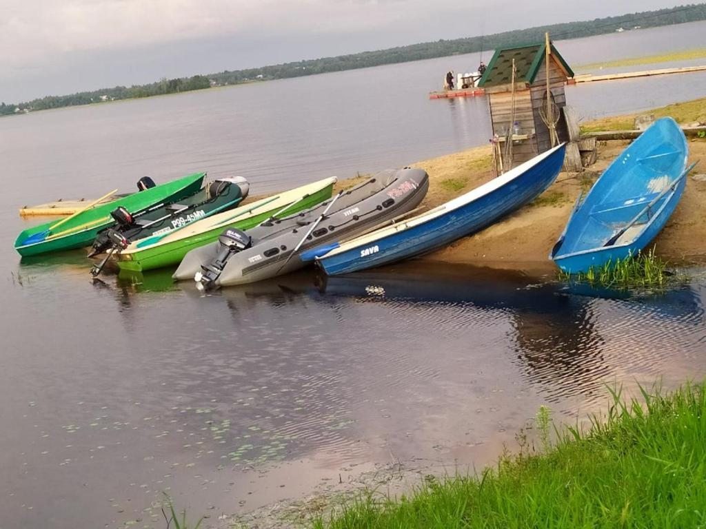 Номер (Дом с 2 спальнями), Дом 15 с причалом на Селигере