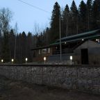 Парковка, Дом у Пестрого залива