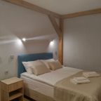 Двухместный (Улучшенный с рабочей зоной), База отдыха Северная звезда