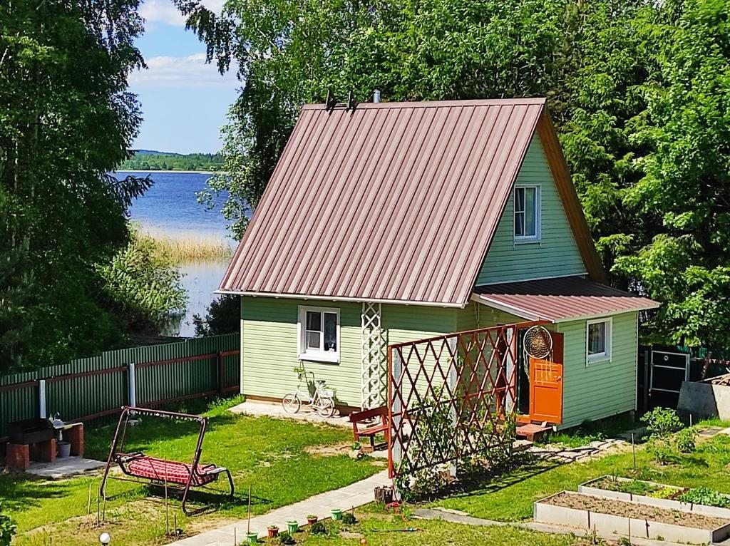 Экохаус Дзен гостевой дом с сауной у озера, Кириллов