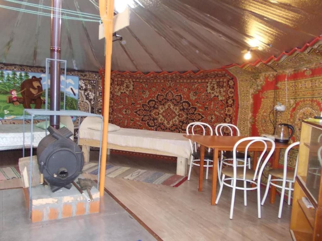 Номер (Шатер) кемпинга Camping in Myaksa, Череповец