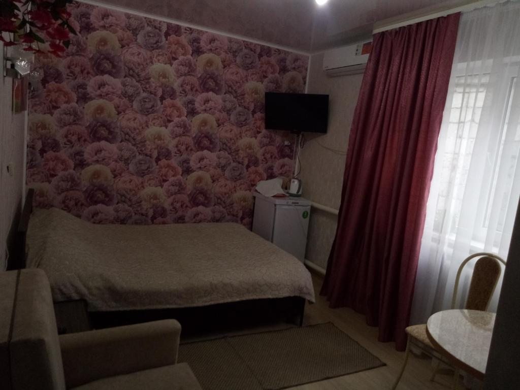 Двухместный (Двухместный номер с 1 кроватью) мини-гостиницы Гостиница на Вольной, Усть-Лабинск