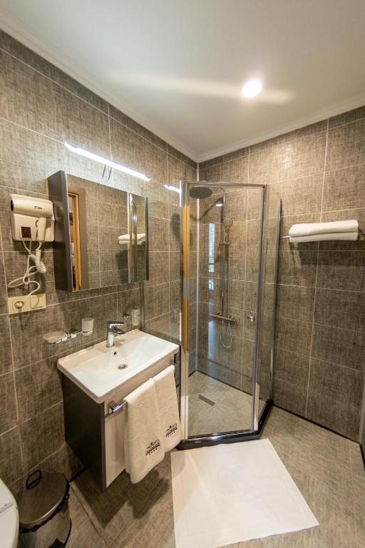 Семейный (Улучшенный семейный номер), Era Palace Premium