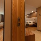 Семейный (Улучшенный семейный номер), Era Palace Premium