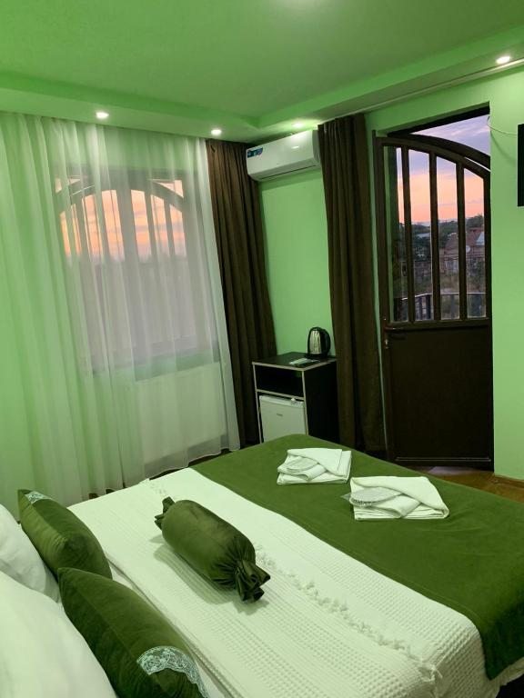 Двухместный (Бюджетный двухместный номер с 1 кроватью) отеля MM Hotel, Тбилиси