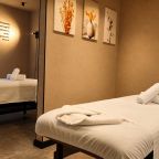Сауна в отдельных номерах, Neozoom Hotel