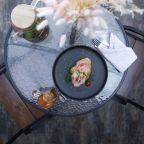 Доставка еды и напитков в номер, Neozoom Hotel