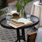 Доставка еды и напитков в номер, Neozoom Hotel