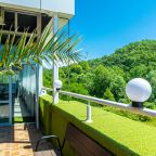 Мангал, Отель Якорное место