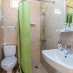 Дом (Домик шестиместный двухкомнатный), Гостевой дом Вилла Лучия 2