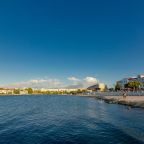 Пляж, О'МЕГА апартаменты