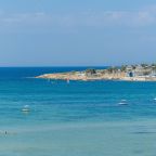 Пляж, О'МЕГА апартаменты