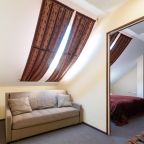 Сьюит (Джуниор Однокомнатный), Гостиница Дон Кихот