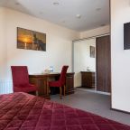 Сьюит (Джуниор Однокомнатный), Гостиница Дон Кихот