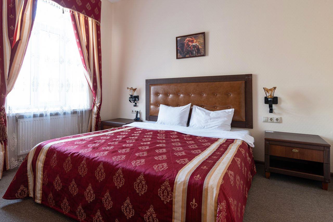 Сьюит (Джуниор двухкомнатный), Гостиница Дон Кихот