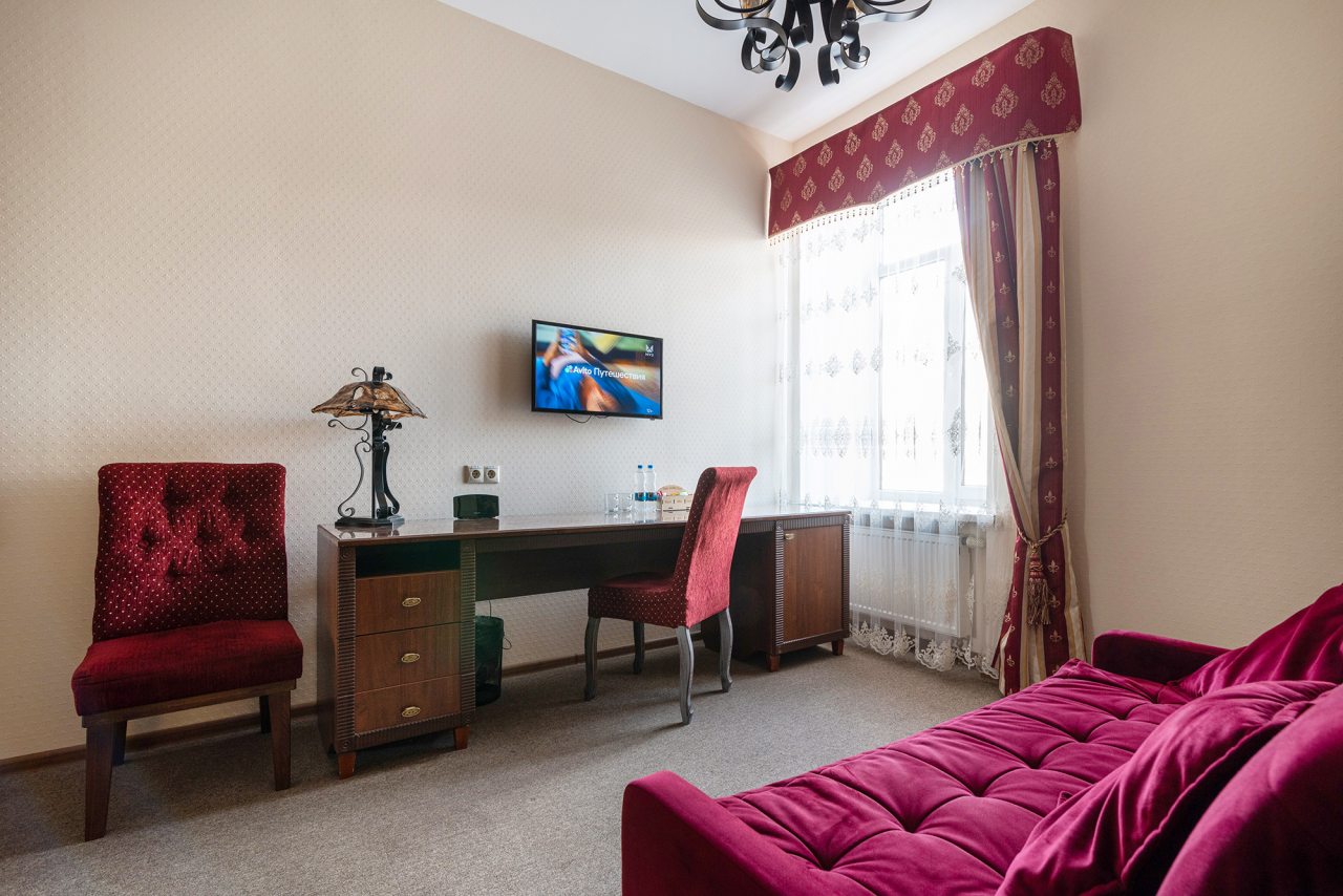 Сьюит (Джуниор двухкомнатный), Гостиница Дон Кихот