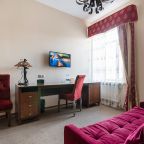 Сьюит (Джуниор двухкомнатный), Гостиница Дон Кихот