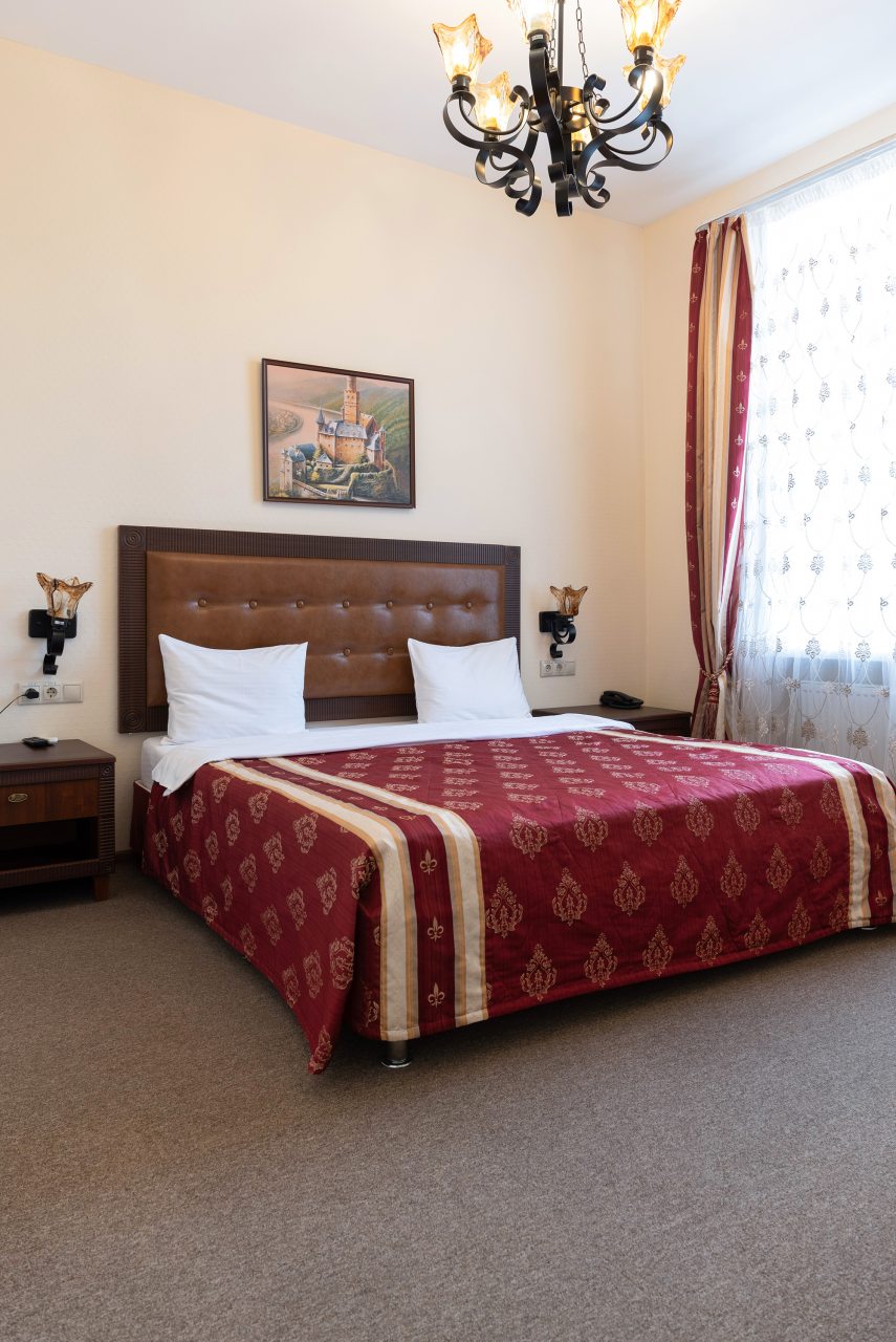 Сьюит (Джуниор двухкомнатный), Гостиница Дон Кихот