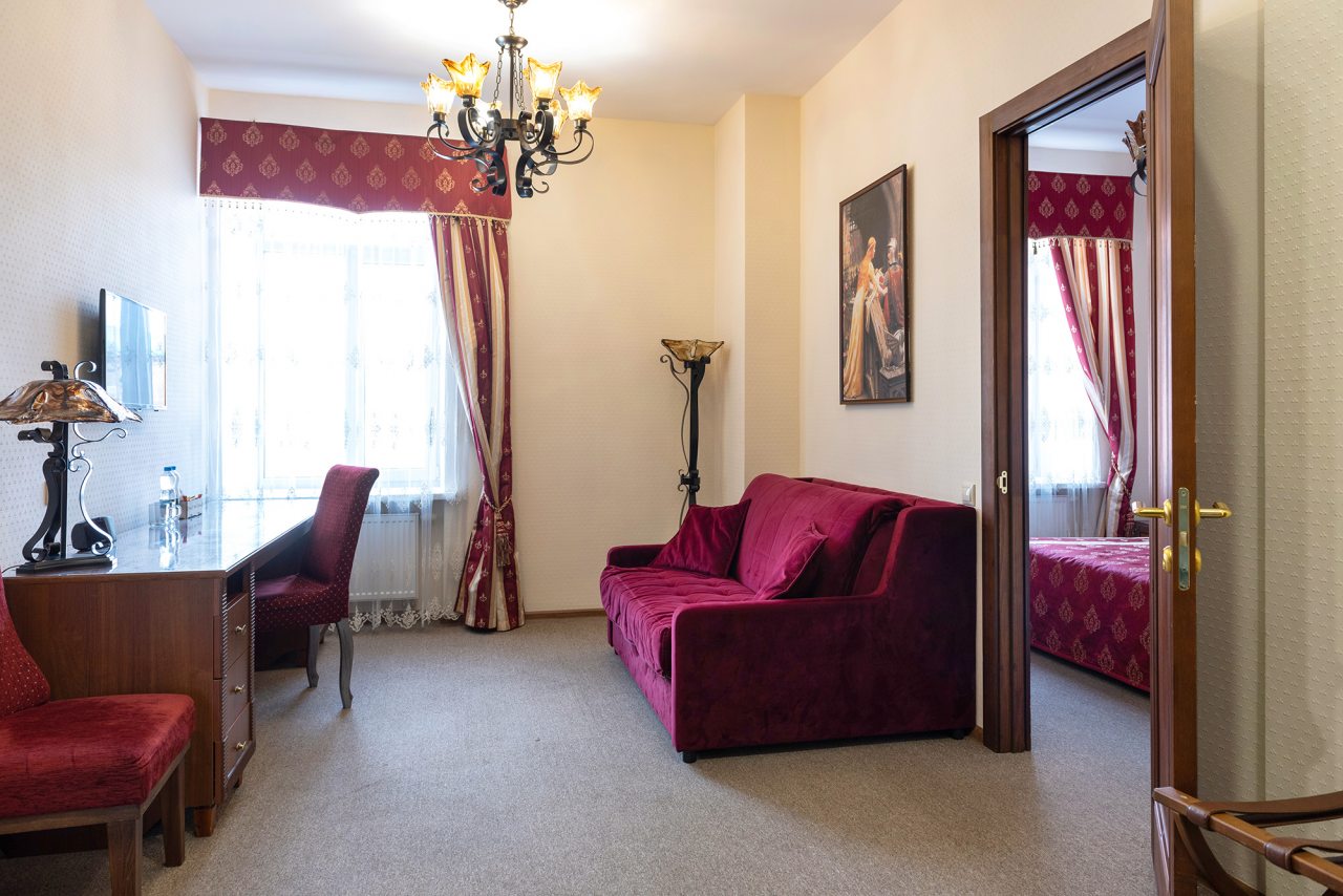 Сьюит (Джуниор двухкомнатный), Гостиница Дон Кихот