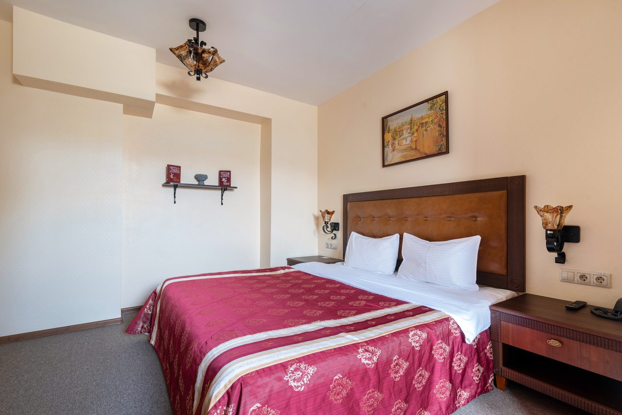 Люкс (Двухкомнатный), Гостиница Дон Кихот