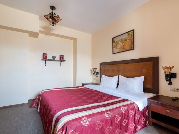 Фотография номера гостиницы Дон Кихот