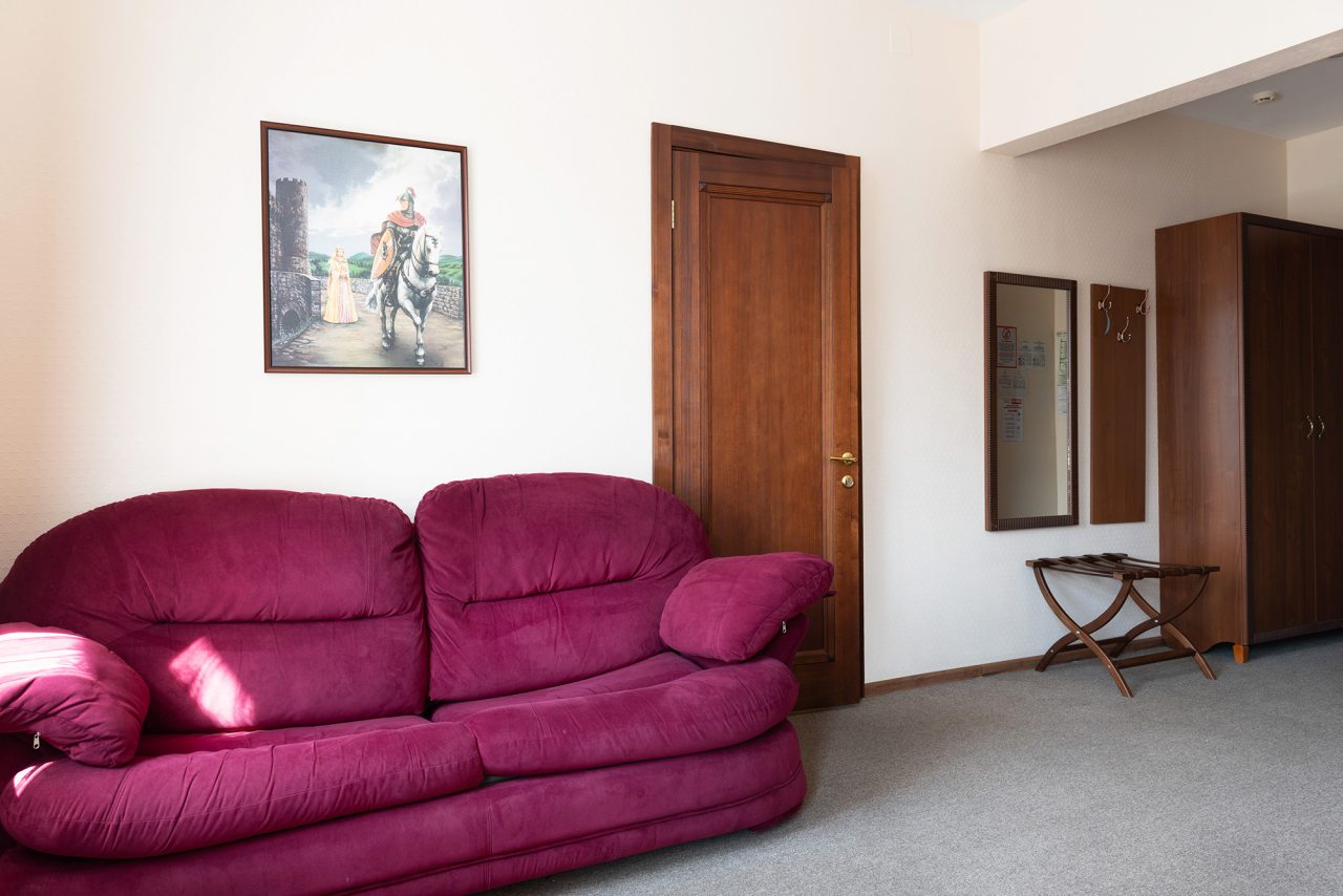 Люкс (С джакузи), Гостиница Дон Кихот